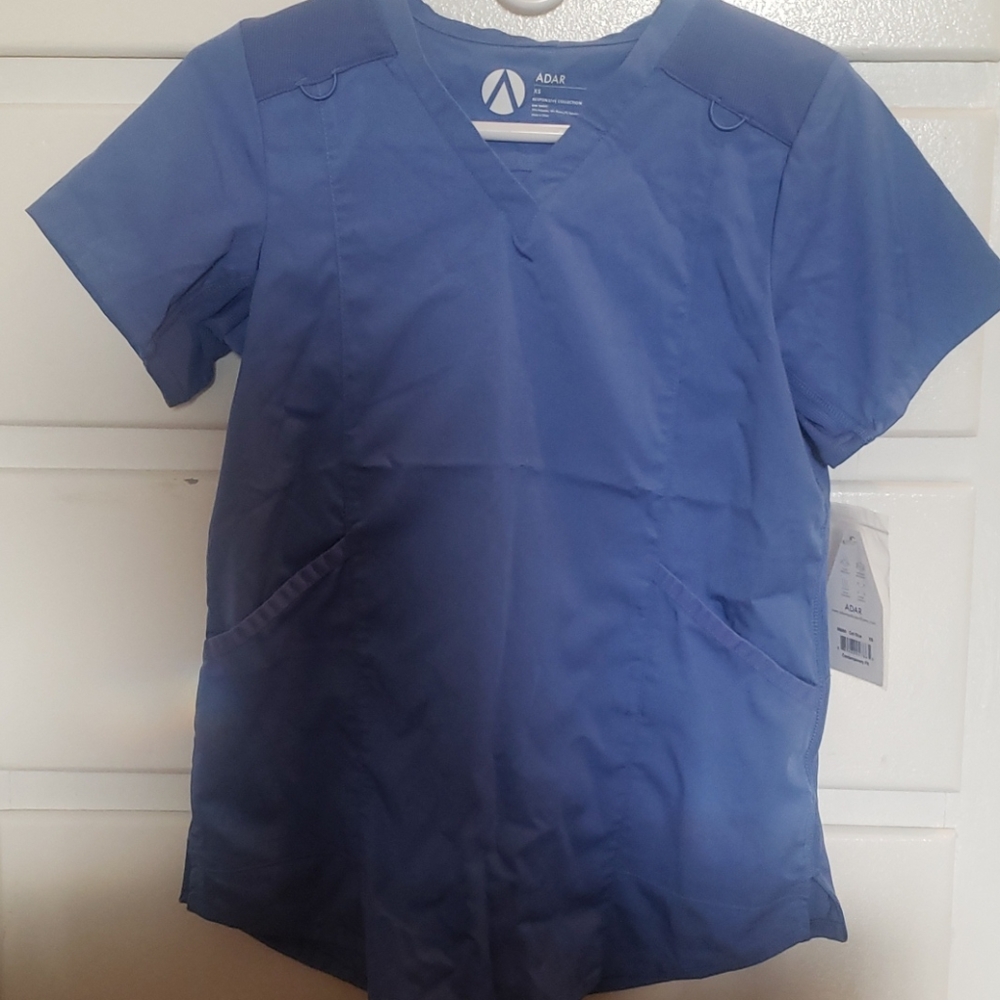 Scrub top